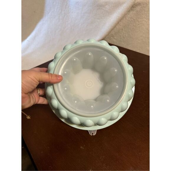 Vintage Tupperware jello mold mint green - Picture 6 of 6
